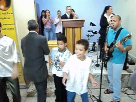 Quadrangular Vera Cruz.....B.H....M.G....16-10-2011 - Louvor e adoração - Domingo