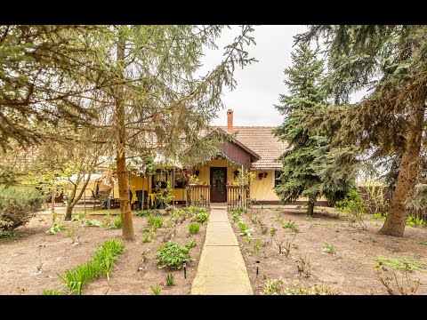 BALÁSTYA - Eladó TANYA 15 hektár földterülettel, az M5 autópálya felhajtótól 5 percre