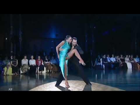 Laurent Dury & Natasja Vermeer   Emmanuelle  and a beautiful dance