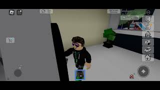 I robbed money from brook haven Bank 🏦 💰