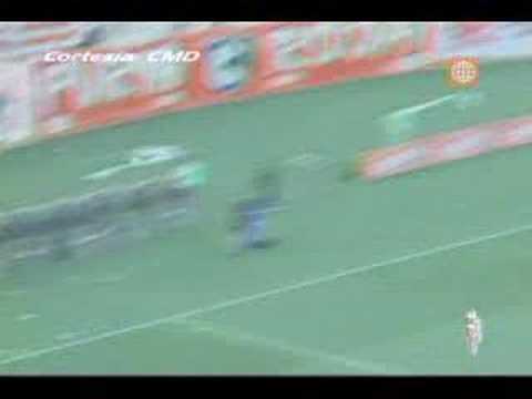 cienciano 3 - UNIVERSITARIO 3 (tercer gol)