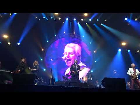 09 ELO by Phil Bates - Hold on tight