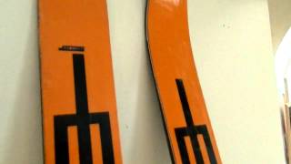 SELLING THESE SKIS !!