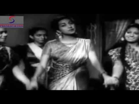 झूम रही झूम रही ख़ुशियों की नाव आज (1948) — वीडियो थंबनेल
