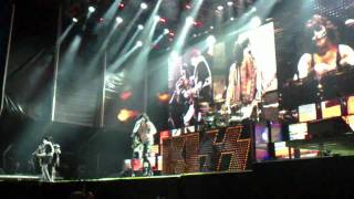 preview picture of video 'KISS - Detroit Rock City (Malmö, Sweden 10-06-13)'