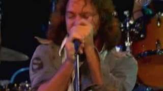 Pearl Jam - Given To Fly - Sao Paulo 12-03-05 - PRO SHOT