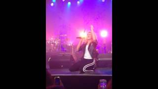 City dove at Montreal - Tori Kelly - high notes