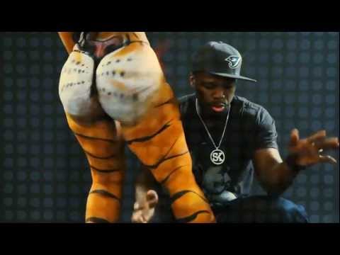 50 Cent - Off and On / OFFICIAL VIDEO / @KyraChaos girl in tiger suit