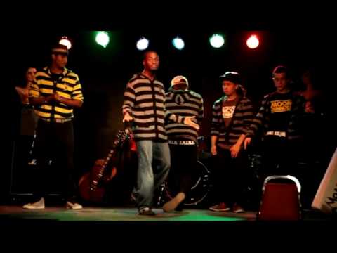 Moon Runners: Moon Running The Fashion District