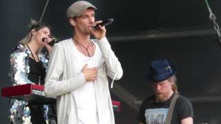 WALKING ON CARS - Tick Tock live Main Square Festival 2017