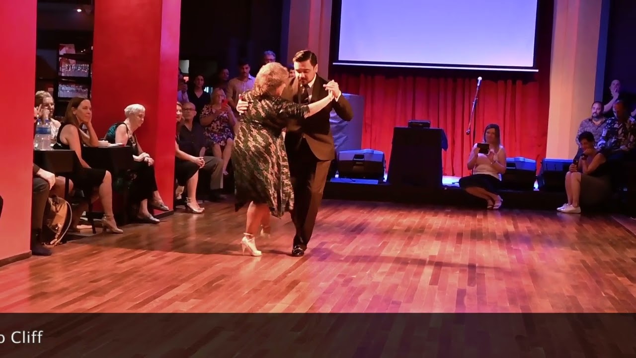 Graciela Gonzalez y Ezequiel Mendoza - 35 años de Tango -1