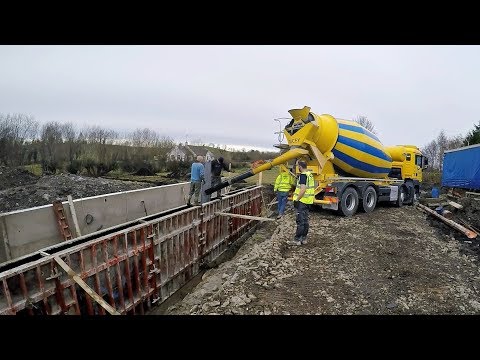 download lagu mp3 mp4 Shuttering Pans, download lagu Shuttering Pans gratis, unduh video klip Shuttering Pans