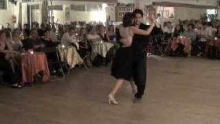 Carlitos Espinoza & Sofia Saborido 2/3 Milonga / La PITUCA Montpellier (14 10 2011)