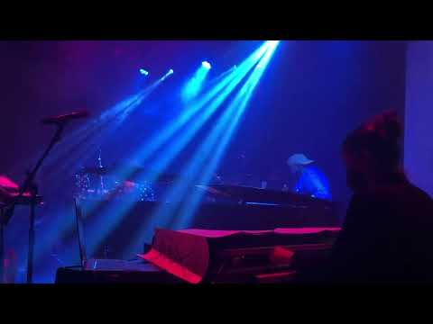 Taylor Eigsti - Rainbows live at LPR NYC