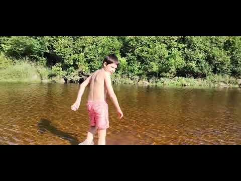 Estábamos en la playa con frutilla y con Lorenzo y con Leonardo Bianco