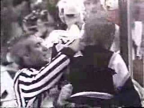 Kings - Flames brawl 88-89 playoffs
