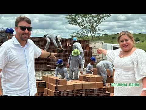 Maiquinique: Valéria Silveira, ao lado do vice-prefeito Kayke Jardim, assinou a Ordem de Serviço..