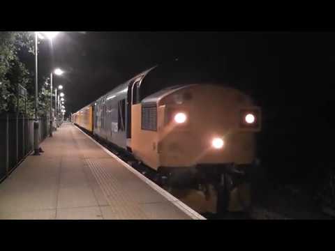 (HD) Large Logo 37025 Departs Uckfield working 3Q15 Test Train -  13/8/16