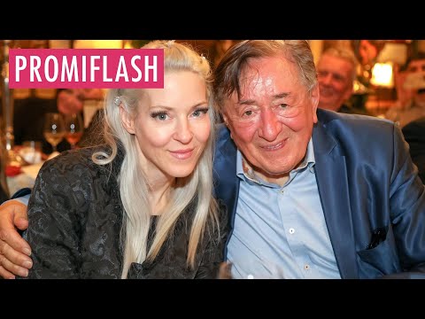 Video Thumbnail: So feiert Richard Lugners Witwe erstes Weihnachten ohne ihn
