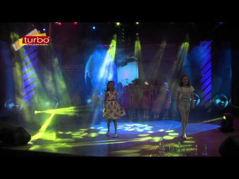 Kosova Fest 2014 Dea & Lorena - Shoqe të pandara -