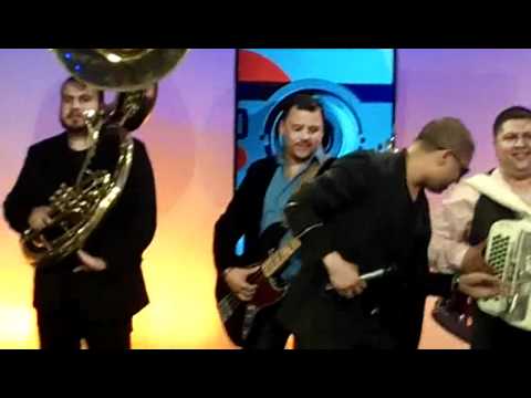 Larry Hernandez Gente VIP en vivo 2012