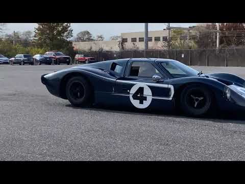 1967 Ford GT40 MKIV Driving Demonstration- Spirit of Competition: People's Choice Demo Day