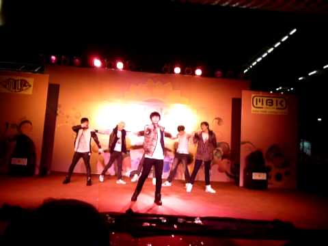 110423 D@SH Cover B2ST_Hello korea@MBK Bangkok