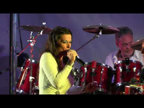 Stefania & Mammamia band a Stretti di Eraclea in _ Polka tutto pepe _