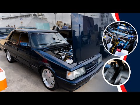 Chevrolet Opala Diplomata com motor todo cromado