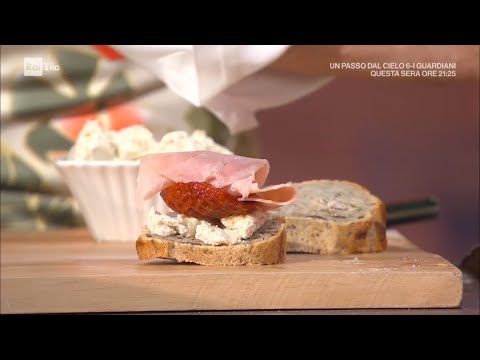 Treccia di pane aromatico - E' sempre mezzogiorno 13/05/2021