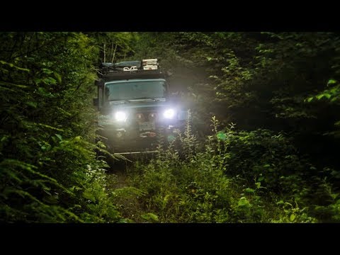 JEEPING ON A REMOTE ONTARIO WILDERNESS TRAIL - Family Of 5 & Jeep Wrangler  /// EFRT EP 116