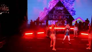 Download lagu Ece Seçkin - Sayın Seyirciler | Canlı Performans | 23 Nisan 2022 Alanya Konseri mp3 Download lagu Ece Seçkin - Sayın Seyirciler | Canlı Performans | 23 Nisan 2022 Alanya Konseri mp3