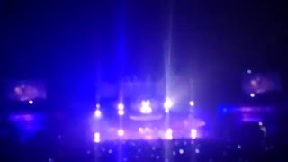 Maitre gims - Cadeaux (live Bercy 14.12.2015)