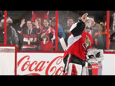 Hammond comemora vitória do SO com hambúrguer