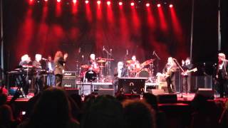 Gordon Lightfoot Surprise Appearance with Ronnie Hawkins -