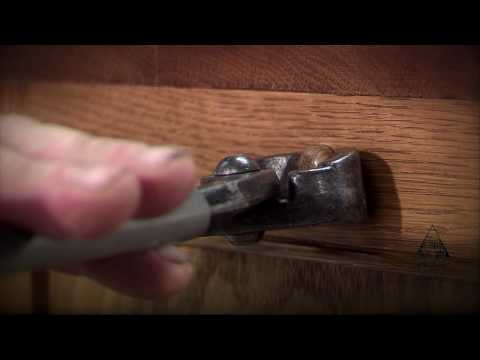 How to...Join Hertford Bookcases together.