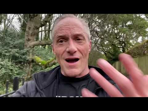 .在50/1，它是EASY MONEY。 (OUR ODDS HALVED OVER NIGHT!!PLACE YOUR BETS?FOR YOUR NEXT MAYOR OF LONDON...AT 50/1 ITS EASY MONEY)