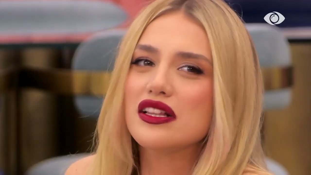 Heidi mes dy zjarreve/ Debatet e shumta nxitur nga raporti i saj me Julin dhe Romeon