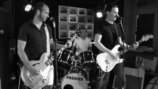 The Mockin&#39;birds  -  Mannequin (Wire)