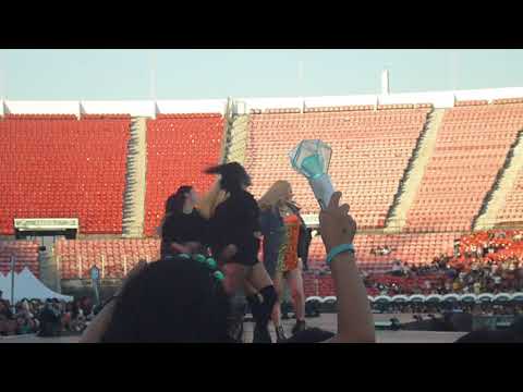 180119 SMTown Chile DJ HYO HYOYEON PUNK RIGHT NOW cut