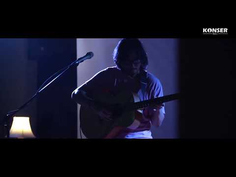 Adhitia Sofyan - Sesuatu Di Jogja (Live at Rumah Sanur Creative)