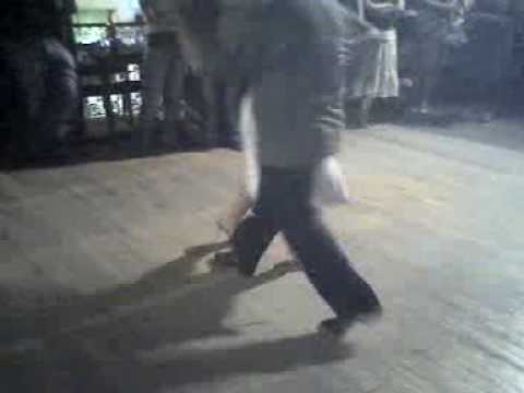  Hernan Alvarez Prieto  and  Dina Salvo  are  dancing  to  the  milonga  "  La Cicatriz  "
