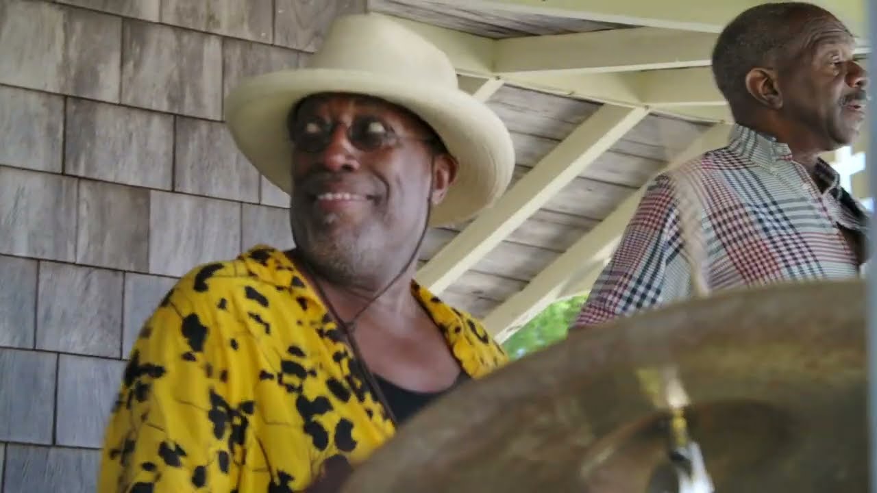 Promotional video thumbnail 1 for Squeezebox Stompers