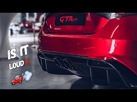 LISTEN To The Alfa Romeo Giulia GTA Rev Its Akrapovic Exhaust!
