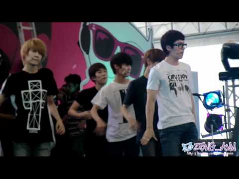 [Fancam] 111026 Boyfriend - Don't Touch My Girl Rehearsal_2 @ Park Paragon