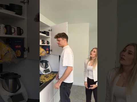 Das ging zu weit 😂 #funny #comedy #couple #prank #trendingonshorts
