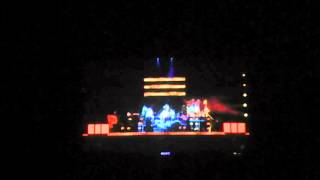 Blue Man Group your attention please