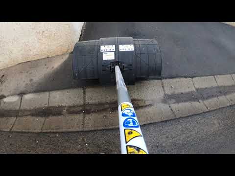 1. Video Gehweg kehren 131R Stihl Kombigerät