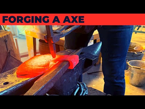 Forging a axe with Linus Gustafsson