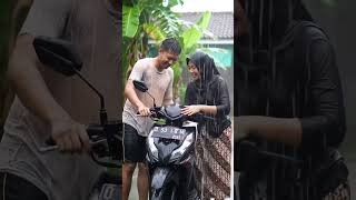 Download lagu Romantisnya Suami Istri Cuci Motor di Tengah Hujan 🌧️❤️ mp3 Download lagu Romantisnya Suami Istri Cuci Motor di Tengah Hujan 🌧️❤️ mp3